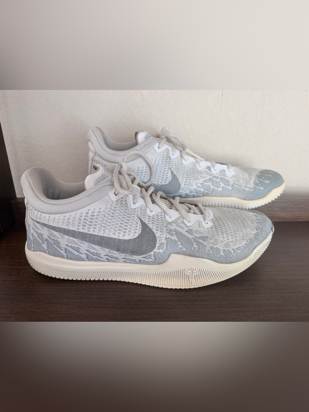 Nike Kobe Mamba Rage Pure Platinum Men Sneakers 908972-100 Size 10.5 - Picture 6 of 11